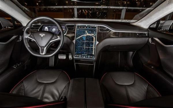 Tesla S, oylamada 216 puan alarak 3. sraya yerleti