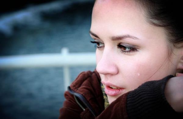 <p><b>te salnz iin gerekten nemli olan sorular ve cevaplar: </b></p>  Bakasnn gz yan elle silmek zararl mdr?   <p>Saatlerce bilgisayar oyunu oynamak hangi hastalklara davetiye karr?</p> Gzmze yabanc bir cisim kaarsa ne yapmalyz?