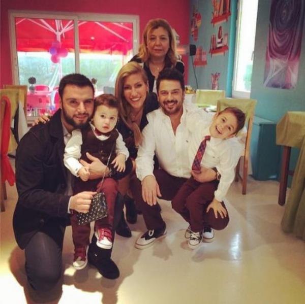 ALAN Biz Uzay'n doum gnndeyiz. Allah'm Emre'ye ve ala'ya inallah damatlklarn da gstersin. Bana da en ksa zamanda