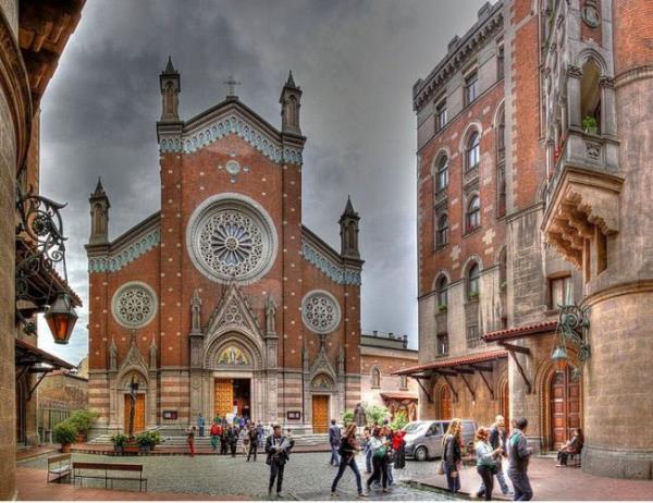 Saint Antuan Kilisesi