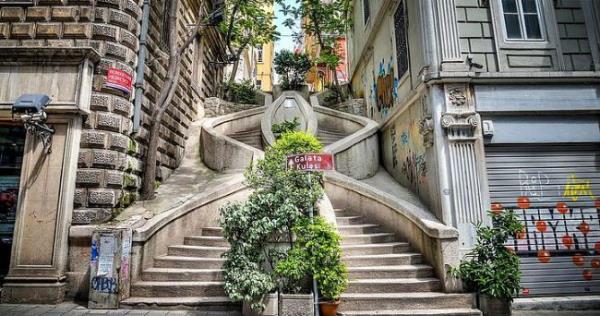 Kamondo Merdivenleri