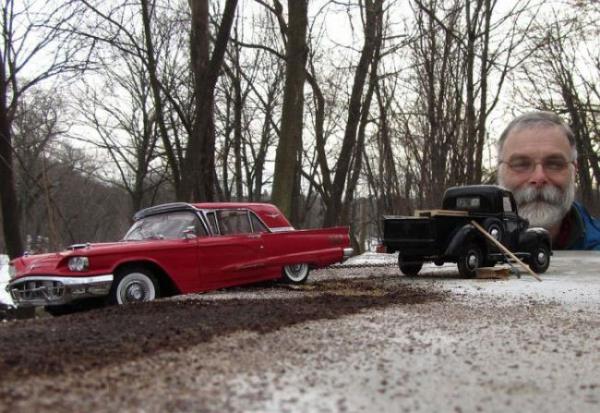 Bu fotoraflardaki gizli ayrnty farketmek ok zor deil....