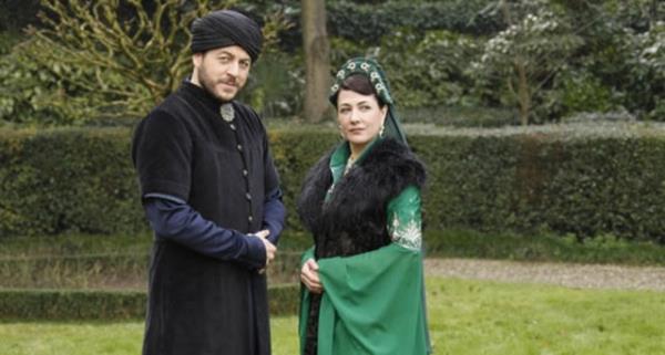 Nitekim bu olayn asker arasnda meydana getirdii honutsuzluk yznden Rstem Paa sadrazamlktan alnm, yerine ikinci vezir Kara Ahmed Paa getirilmitir.