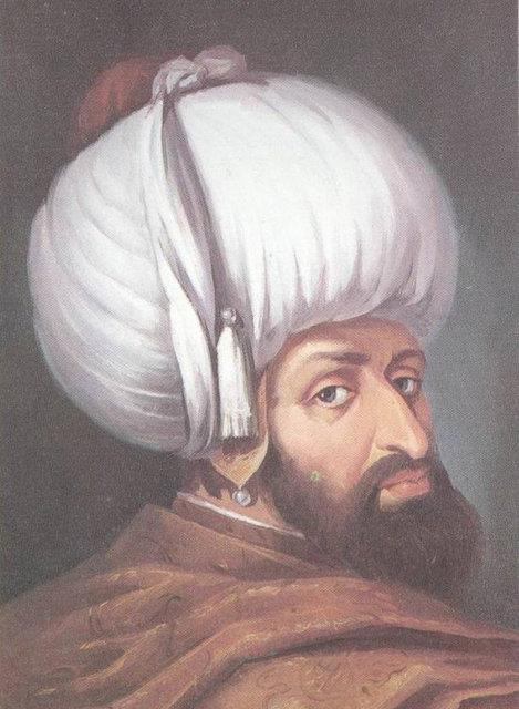 Ancak saltanata aday yapmak istedii olu ehzade Mehmed'in Manisa'da lm zerine {1543) Hrrem Sultan, hayatta kalan oullarndan Bayezid ve Selim'den birinin, zellikle daha iyi yetimi olan Bayezid'in veliaht olmas iin aba sarfetti.