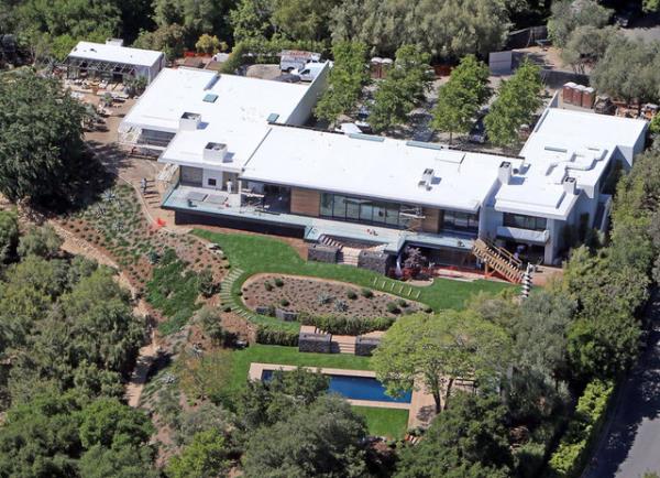 Jennifer Aniston'n Bel Air'daki evi