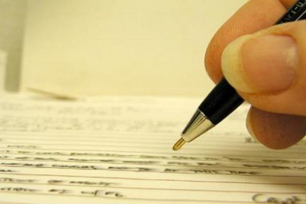 <b>Otobiyografi altrmas:</b> Dnn ki hayat hikayenizi tekrar yazmanz gerekiyor. Burada, ie gittiiniz ilkokuldan balayabilirsiniz.