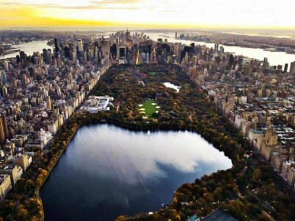 <p><b>3- Central Park, New York, ABD</b></p>  Yllk Ziyareti: 37.500.000  <p>En ok ziyareti eken sezonu: Ocak-Mart, Haziran-Austos</p>