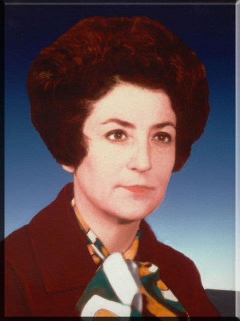 <p>Prof. Trkan Akyol</p>  lk kadn bakan