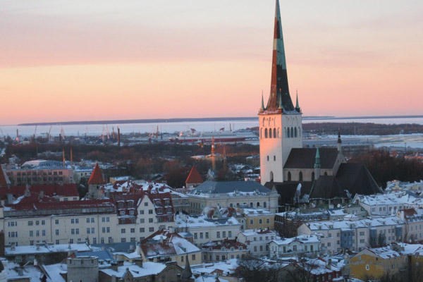 <p>2007</p>  Estonya dnyann ilk online genel seimlerini gerekletirdi.