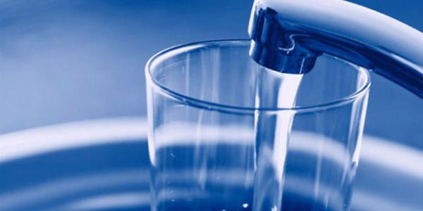 Hcreye ulaan su, o hcreye oksijen verir ve atk gazlar vcuttan atlmalar iin akcierlere tar.