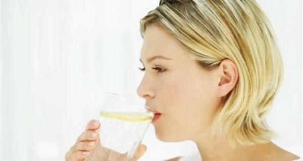 Su vcudun her hcresinde elektriksel ve manyetik enerji retir, bize yaam gc verir.