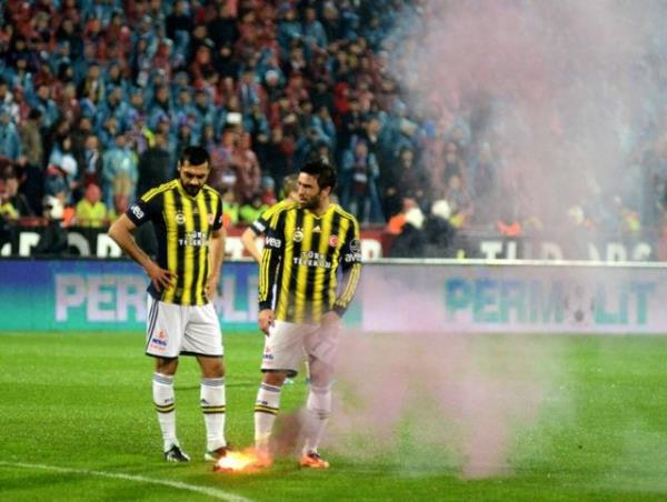 FENERBAHE dmanln bu boyuta getiren Trabzonspor yneticileri ve onlarn hamileri bugnk olaylarn gerek sorumlusu deil mi?