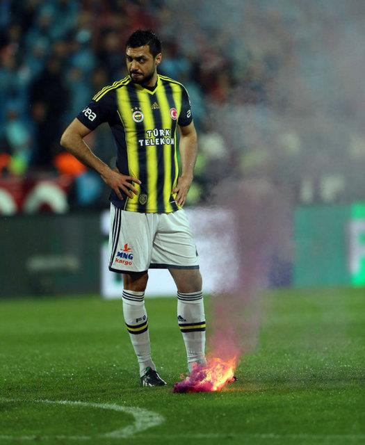 Trabzonspor bizim iin tek siyasi partidir. Tek rgttr. Tek amatr. Tek isyandr. Saygdr. Onurdur. Gururdur!