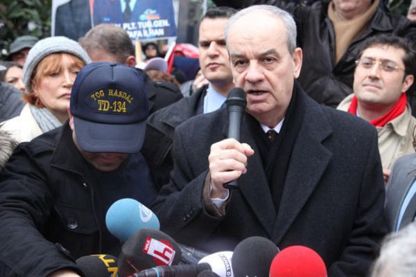 <p><b>TAHLYE OLANLAR</b></p>  lker Babu-Eski Genelkurmay Bakan