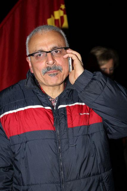 Merdan Yanarda-Gazeteci-Yazar