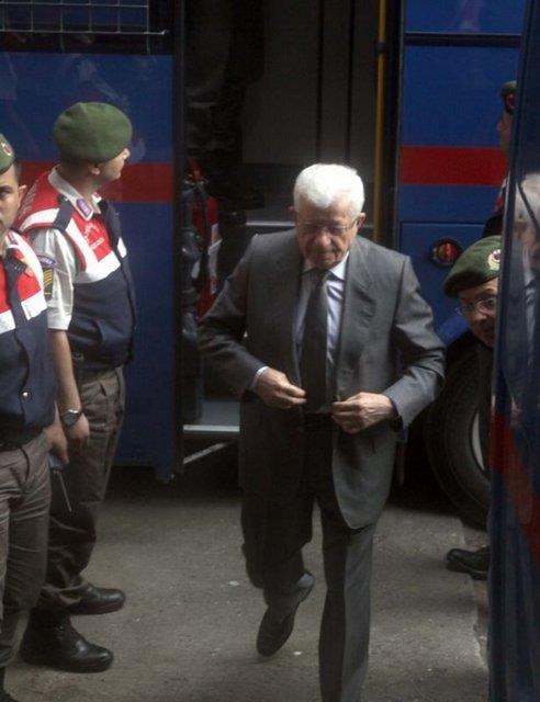 Hurit Tolon-Emekli Orgeneral