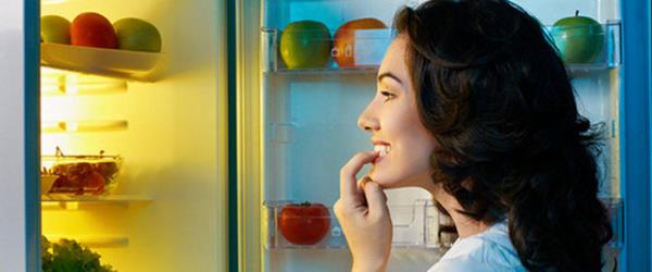 Ge saatlerde yemek yememenin, yatma ile yemek arasnda 2-3 saatlik vakit ayrmann etkili olduu bilinmektedir.