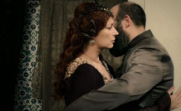 Muhteem Yzyl'n gelecek blmleriyle ilgili mthi bir tyo verdi...