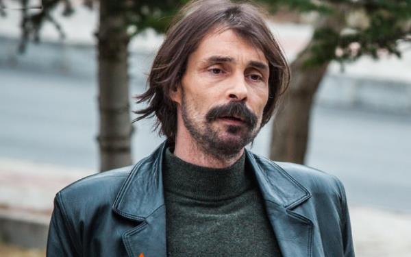 Erdal Beikiolu blm bana 50 bin TL alyor.