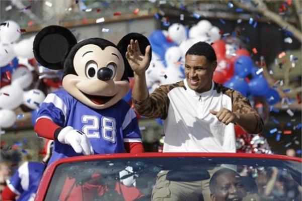 <p>27- Walt Disney </p>  Marka deeri 23,580 milyar dolar.