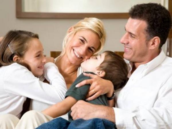 Konutuunuz konular. Konularnz belli! Gaz, mama, bez, uyku!