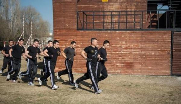 Bu, keskin nianclar arasnda prestij olarak kabul ediliyor.