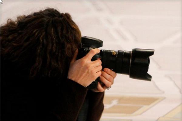 EKTNZ FOTORAFLARI SATIN    Srekli yeni fotoraflar arayan online fotoraf ajanslar, hem fotoraf hem de download bana da cret dyor. Sizin de byle bir yeteneiniz varsa ektiiniz fotoraflar bu ajanslara gnderebilirsiniz. Fotoraf arayanlarn en ok talep ettikleri konular i, salk ve insan. zellikle bu alanlardaki fotoraflarnz beeniliyorsa, ilgi gryorsa bunlar satp para kazanabilirsiniz.