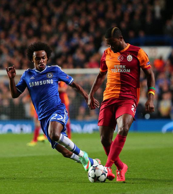 Drogba istisnasz geldiinden beri, topun banda poz vermek iin btn frikikleri kullanyor.