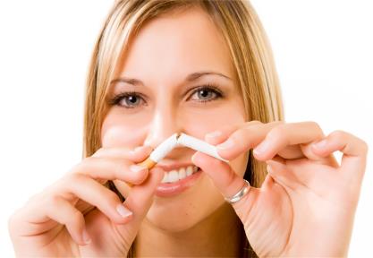 Ben sigara ien herkesin kafasnda sigaray brakmak olduunu biliyorum. Kimi 'o gn artk bugndr' kararn vermi ve uygulama yoluna girmiken kimisi ise hl nnde zaman olduunu dnyor. Buna karn ihmale gelmeyecek kadar byk bir ounluun sigaray brakmak zere karar aldna ama baarl olamayacaklar endiesiyle uygulamaya koymay ertelediklerine eminim. Onlara ncelikle unu sylemeliyim; en nemli zorluk o karar almakta, siz bunu yaptysanz zaten yolun yarsn gemisiniz demektir. te size yolunuzun kalann kolaylatrmak zere baz ipular...