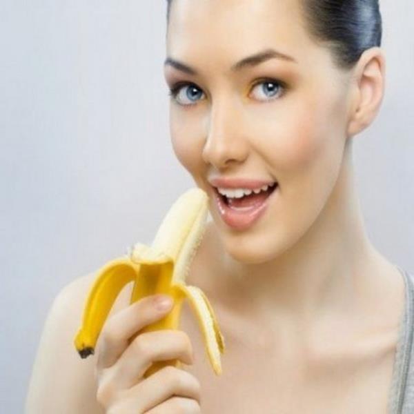 <b>Muz</b> olduka besleyici bir meyvedir ve salkldr. eker oran biraz yksektir ancak kas yapmnda olduka destekleyicidir.