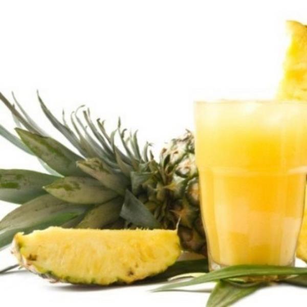 <p><b>Ananas:</b></p>  Ananasn ieriinde proteini sindiren bromelein adl bir enzim bulunur. Egzersiz sonras, kahvaltda, n aralarnda tketebilirsiniz. Ayrca kas iltihabn azaltr.