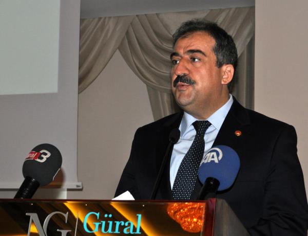 Saytay Bakan Do. Dr. Recai Akyel, Afyonkarahisar'da dzenlenen "Kamu Zarar ve Sorumluluk altay"nda konuma yapt.