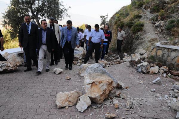 Adalet Bakan Sadullah Ergin, Antakya ilesinde inaat ve restorasyon almalar devam eden yatrmlarda incelemelerde bulunarak, almalarla ilgili yetkililerden bilgi ald. Bakan Ergin, beraberindeki Vali Mehmet Celalettin Lekesiz, Antakya Belediye Bakan Vekili Halil brahim Yelkaya ve dier yetkililerle Hristiyanlar iin hac merkezi olarak kabul edilen ve Hz. sa'ya inananlara ilk kez Hristiyan adnn verildii St. Pierre Kilisesi'nde inceleme yapt.