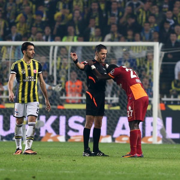 Derbi tarihi aklanm 6 Nisan neden 3-4-5 deilde 6 Nisan soruyorum :))