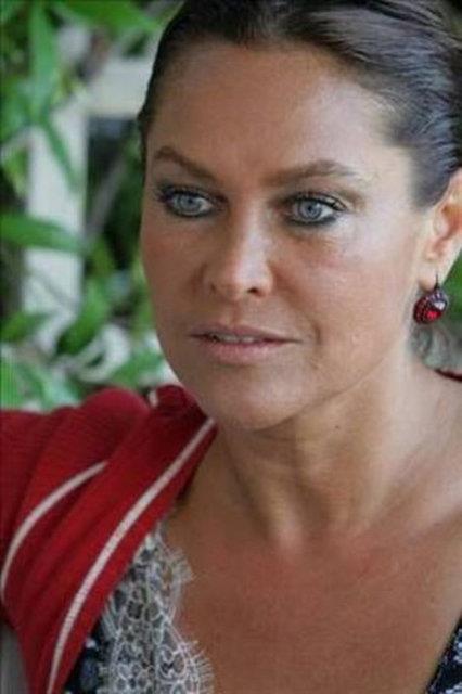 H�lya Av�ar - 50 ya��nda