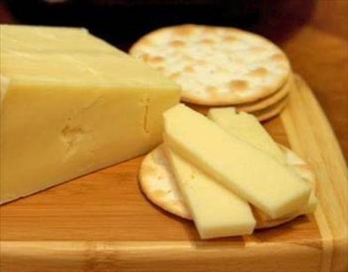 Satn aldnz kaar peynirini uzun sre saklamak istiyorsanz onu kk porsiyonlara ayrn ve buzlukta dondurun. stediiniz kadarn zlmesini bekleyip kullanabilirsiniz.