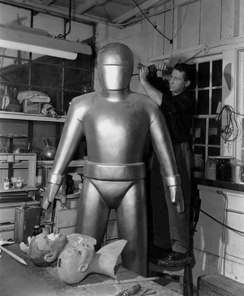 The Day the Earth Stood Still (1951)