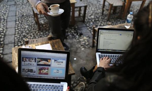 Twitter'e balanmak iin kullanlan VPN uygulamas ile Trk vatandalar yurtdndaki bu uygulamay salayan irketler vastasyla sosyal medyaya balanyor.