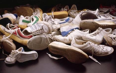 <p>Ayaklarnz kokuyorsa? </p>  Ayaklarnz talk pudrasyla ovun ve sonra kurutun(tabii ki temiz!) orabnz giyin.