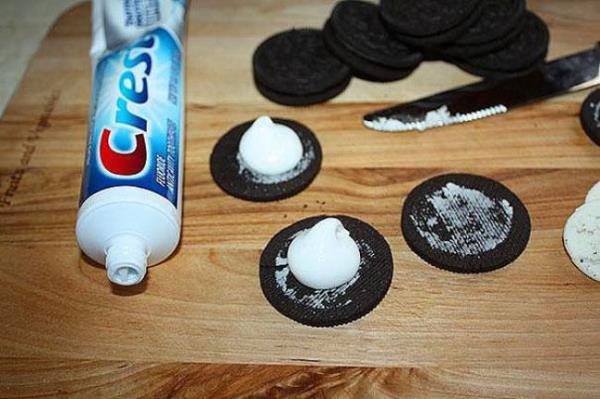 Oreo'nun arasndaki krema ile nane etkili di macunu deitirin