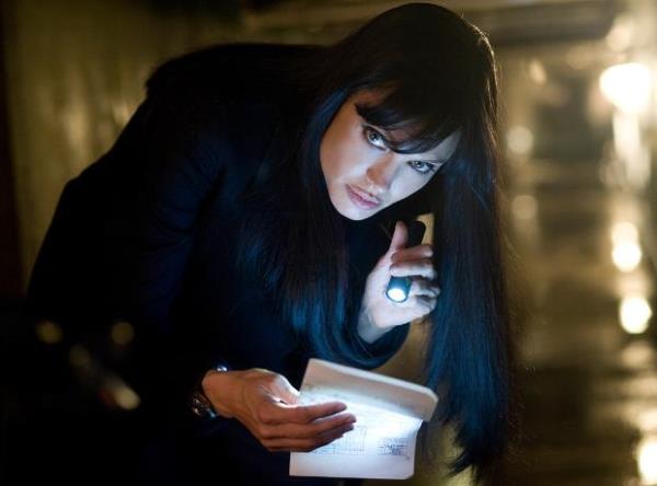 Angelina Jolie, rol ald filmlerde 'benim' diyen erkek meslektalarna ta kartyor. Salt bunlardan biri.