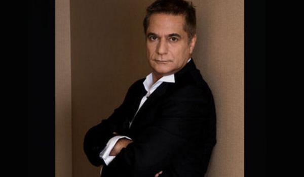 <p><b>MEHMET AL ERBL</b></p>    Mehmet Ali Erbil de kumar tutkunu olan nllerden. Erbil, bir ka kez kaak kumar oynarken yakaland. Erbil bir sredir bu alkanlndan vazgemi grnyor.