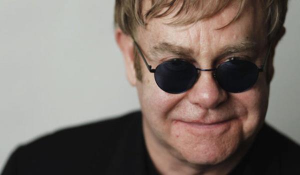 <p><b>ELTON JOHN </b></p>    2002'de Rock yldz Elton John psikolojik bir hastalk olan oburluk hastalna yakalanmt. Hastalk kontrolsz ekilde yemek yeme ile kendini gsteriyor.