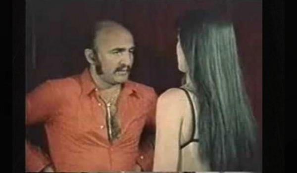 <p><b>ZTRK SERENGL</b></p>    Yeilam'n efsane aktrlerinden ztrk Serengil kumar yznden bana gelenleri hi saklamadan anlatyordu salnda. Kelimenin tam anlamyla bir kumar tutkunu olan ztrk Serengil, kaleme ald anlarnda bu tutkusu yznden tam 27 apartman dairesini kaybettiini itiraf etmiti.