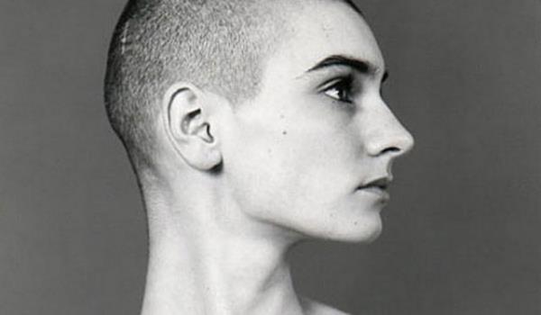 <p><b>SINEAD O'CONNOR </b></p>    nl mzisyen Sinead O'Connor, "Ben bir manik depresifim. Zaman zaman ok mutluyum. Kimi zaman ise beynimin iinde yanklanan ve srekli kendimi ldrmemi syleyen bir ses duyuyorum" diye bir rportajnda hastaln aklad.