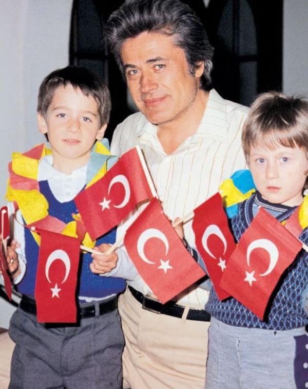 Cneyt Arkn ve oullar