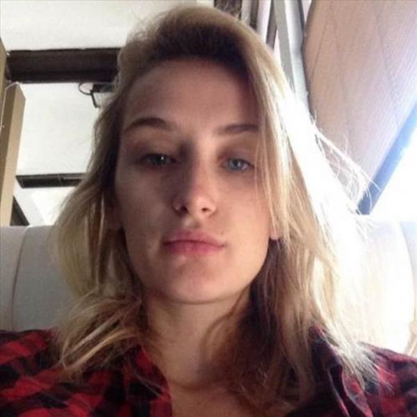 DDEM SOYDAN    Evet sonunda burnumu yaptrtm (aka aka) a fark diye bir atasz var