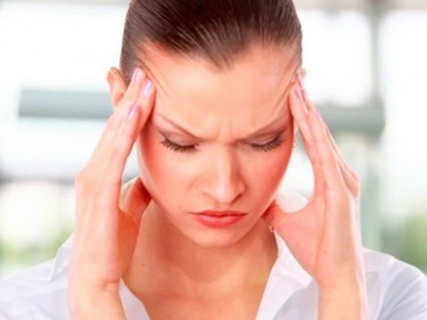 <b>KISITLANMASI GEREKENLER</b> ikolata, maya rnleri, karacier, salam, sosis, bakla, salamura ringa bal ve peynir gibi bileiminde tiramin bulunan yiyecekler.