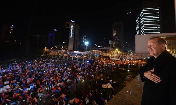 AK Parti'nin ezici bir stnlkle kazand 30 Mart Seimleri'nden sonra kazananlardan ok kaybedenler konuulmaya balad.