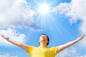 AIK HAVAYA IKACAKSANIZ PLAN YAPIN Dar kmanz gereken durumlarda bunu leden nce veya akam st olacak ekilde planlayn. Dardayken ara sra glgede dinlenin ve sv tketin. Dinlenmek vcudunuza s derecesini ayarlamak iin frsat verecektir.